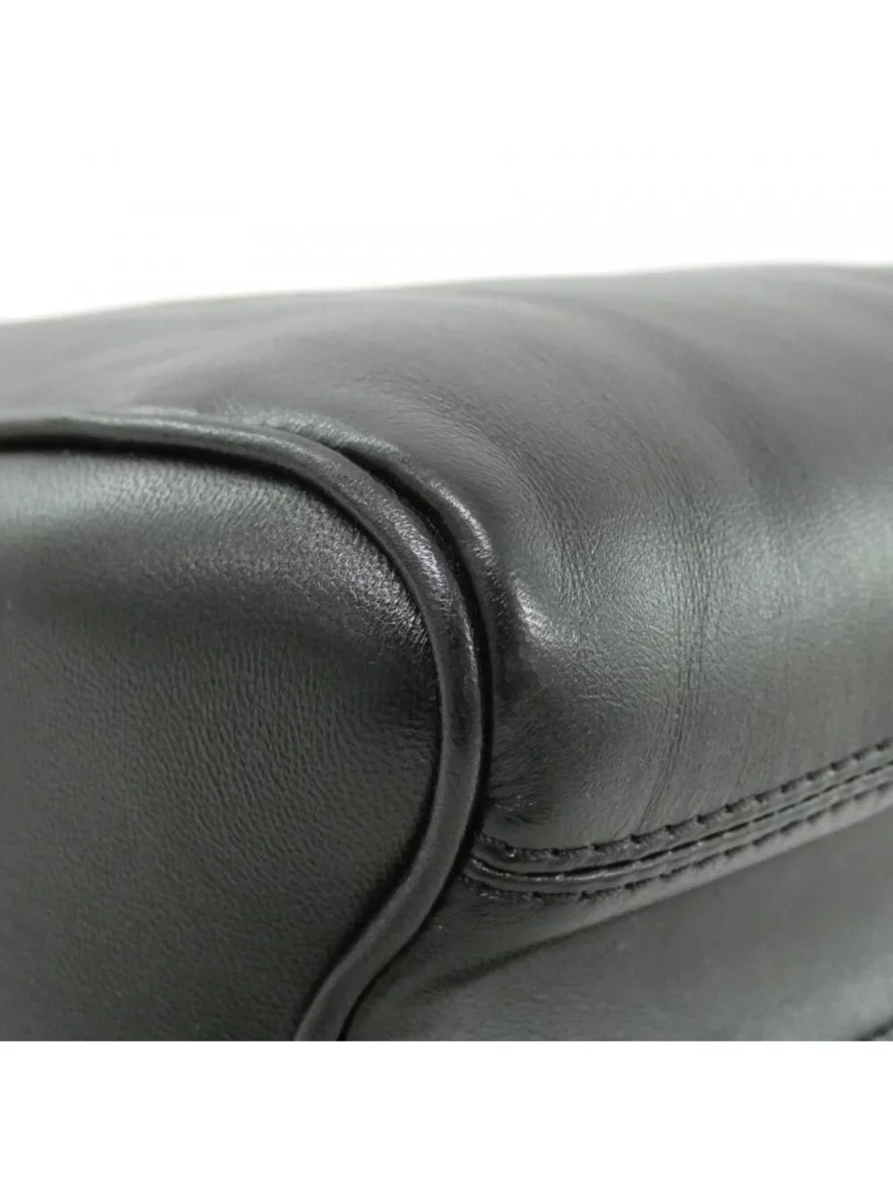 Louis Vuitton Twist MM Shoulder